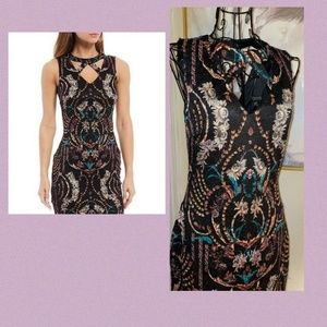 GUESS "CUTAWAY NECK" BLACK FLORAL PRINTED LACE COVERED DRESS~SLEEVELESS~SIZE 4